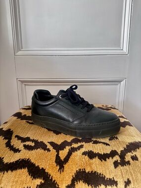 Want Les Essentiels Black Leather Low-Top Sneakers